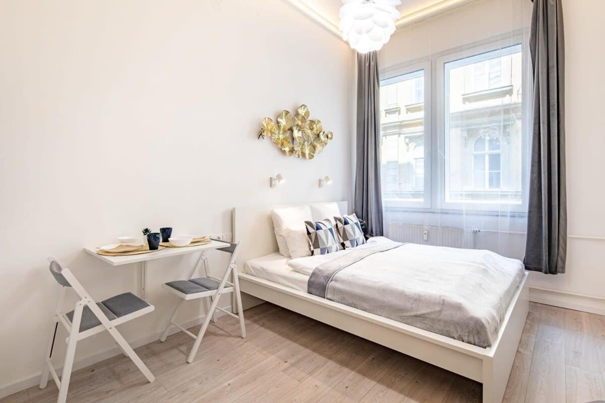 Ultra Central - New - Comfy Studio Budapest Exterior photo